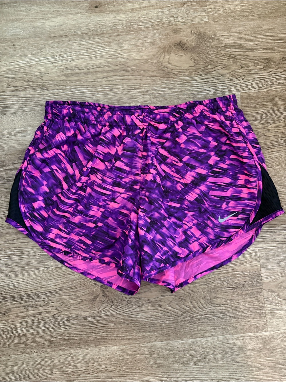 Nike Women’s Purple & Pink Patterned Dri-FIT Athletic Shorts